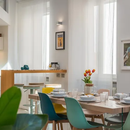 Luxury Design Loft In The Historic Center * 리미니