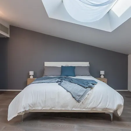 Luxury Design Loft In The Historic Center Apartment