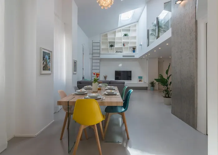 아파트 Luxury Design Loft In The Historic Center