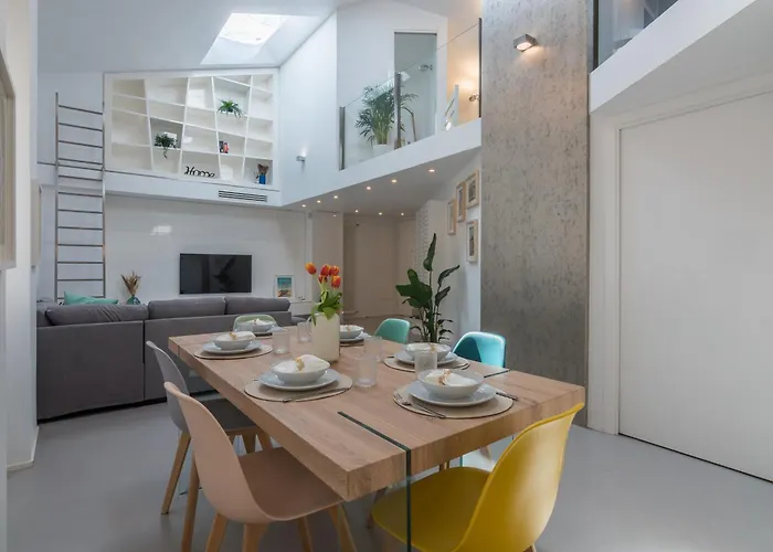 아파트 Luxury Design Loft In The Historic Center *