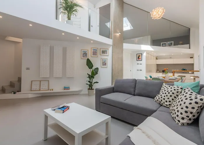 아파트 Luxury Design Loft In The Historic Center *