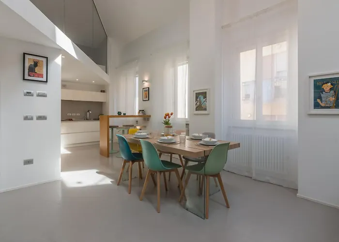 Luxury Design Loft In The Historic Center